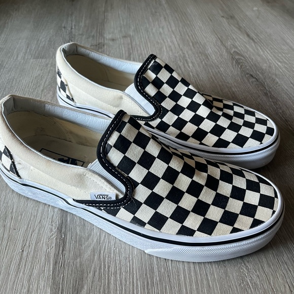 Unisex Vans Black and White Checkerboard Slip-Ons - Picture 1 of 5